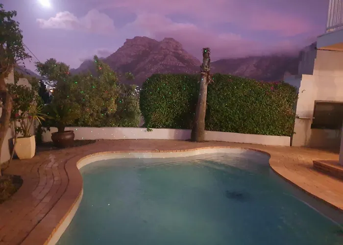 \'Eye 2 Sa\' With Exclusive Pool Access - Hout Bay
